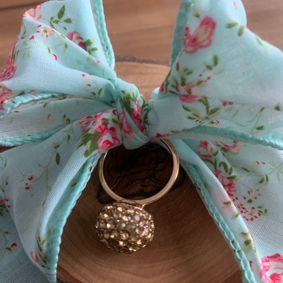 Ring - Picture 4 of 4